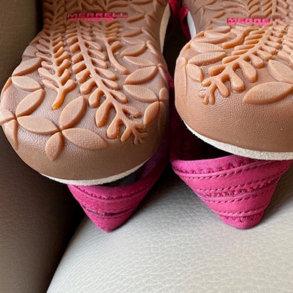 MERRELL Select Grip Women's sz 8 'Fuchsia' outdoor velcro strap sandals - Picture 15 of 15